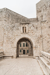 Kroatien, Dalmatien, Dubrovnik,  Altstadt, Inneres Ploče-Tor