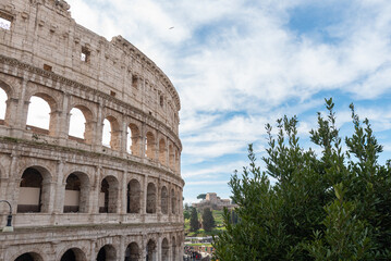 Fototapeta na wymiar Detail of the facade of the Roman Colosseum