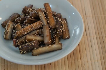 牛蒡の甘辛炒め