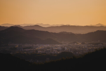 晴れた冬の夕方　高知市全景