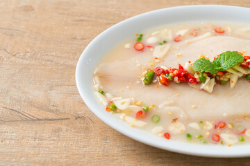 Steamed Fish in Spicy Lemon Sauce