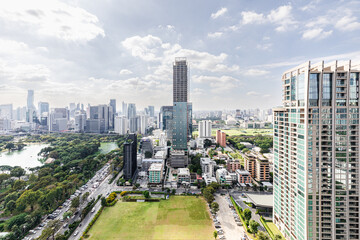 Obraz premium Wonderful cityscape at Lumphini Park, Park is a park in Bangkok, Thailand.
