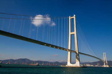 the Yi Sunsin bridge in Gwangyang. 광양 이순신 대교.	
