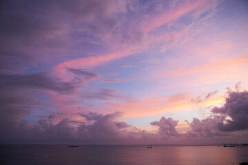 Beautiful sunrise at over the sea with dramatic color. 아침 일출 풍경, 바다, 구름 