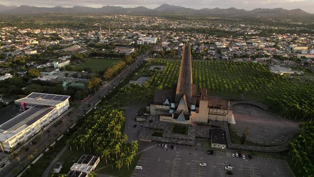 The basilica of Hig&uuml;ey is the cathedral of the diocese of Nuestra Se&ntilde;ora de la Altagracia in Hig&uuml;ey and one of the busiest sanctuaries in the Caribbean.