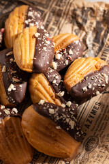 Madeleine cookies with dark chocolate