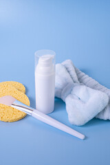 white foam cosmetic sponges for applying cream