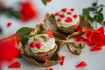christmas cupcake with red hearts