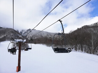 スキー場のリフト