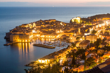 Fototapeta na wymiar Evening aerial view of the old town of Dubrovnik, Croatia