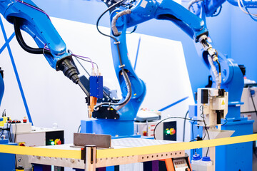 Automatic team robot welding by hand in industrial production of metal structures