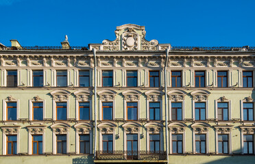 Fototapeta na wymiar Historic buildings in St. Petersburg. Petersburg architecture. Petersburg museums. Russian cities. Travel inspiration.