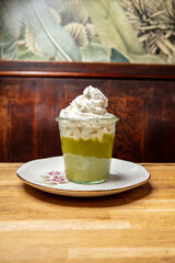 dessert chantilly orange abricot, pistache, 