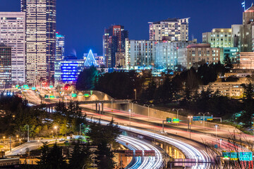 Fototapeta na wymiar seatte city scape with freeway at night,Washington,usa.