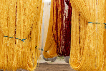 Silk threads for weaving Persian carpets ، Drying after dyeing
