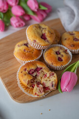 raspberry muffins