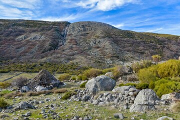 Fototapeta na wymiar Braña, cabins, where the shepherds took refuge from the storms or spent the nights