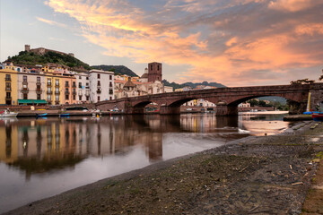 Sardegna: Bosa, tramonto sul Lungofiume Temo