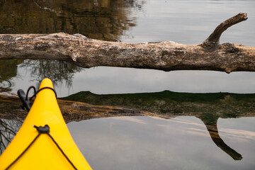 Uscita invernale in kayak all'isola Martana sul lago di Bolsena