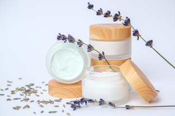 Set Pflege Kosmetik Cremes 