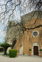 Santa Maria Arabona is an abbey dating from the late twelfth century belongs to the municipality of...
