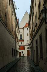 Fototapeta na wymiar Zlata street, Narrow street in Prague old town