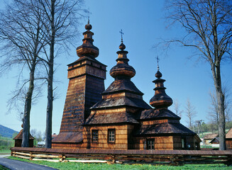 Fototapeta na wymiar Orthodox wooden church in Kwiaton, Beskid Niski, Poland