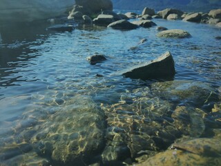 the sound of the water and the stones transmit peace