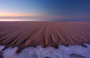 Zimowy krajobraz  wybrzeża Morza Bałtyckiego