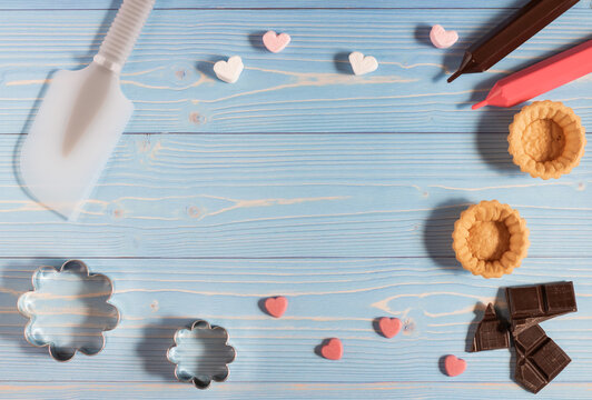 Valentine's image, handmade chocolate, ingredients and tools, free space, バレンタインの手作りチョコのイメージ 文字入れスペース