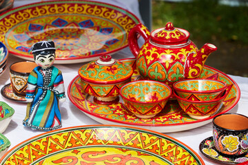 traditional ceramic dishes of the peoples of Central Asia 