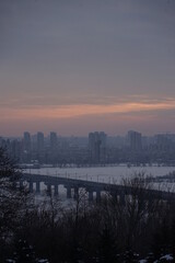 Fototapeta premium sunrise over the city