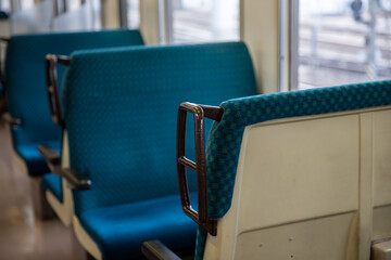 電車の座席　seat