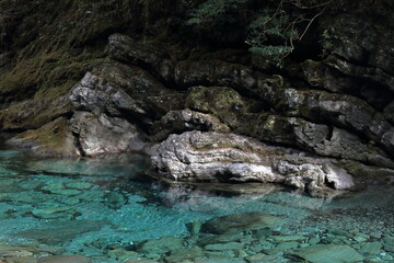 安居渓谷　水晶淵　ブルー　（高知県　仁淀川町）