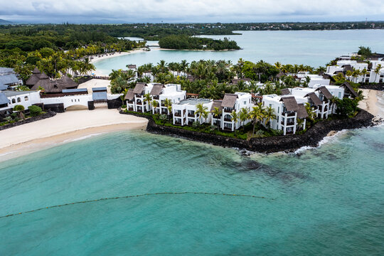 Aerial view, bay at Grand Port, Hotel Shangri-la le Touessrok, ile Chat, il aux Cerfs, Flacq, Mauritius, Africa