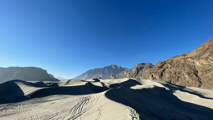 Fototapeta na wymiar Sarfaranga-cold-desert-Skardu-Pakistan 