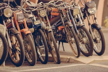 anciens cyclomoteurs 