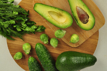 Green vitamin vegetables for low calorie salad