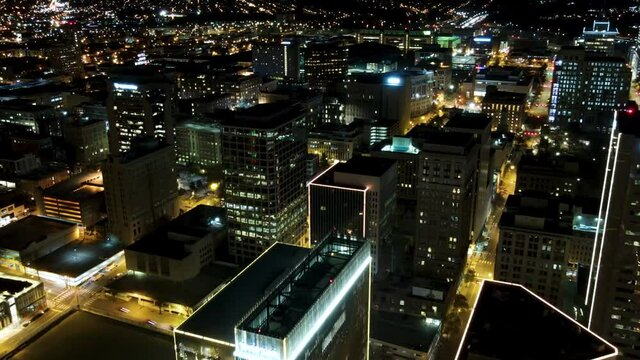 Downtown Holiday Lights in Richmond, Virginia (USA) | Timelapse Aerial Flyover at Night | December 2021