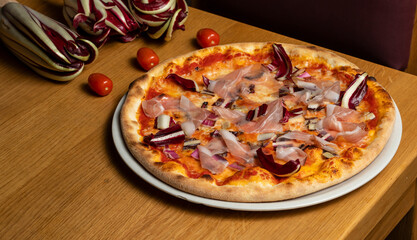pizza radicchio speck