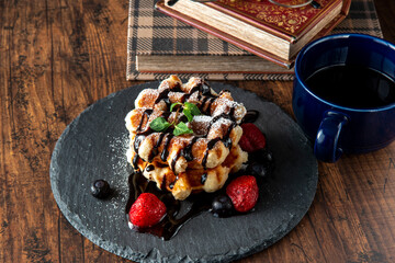 イチゴのベルギーワッフル