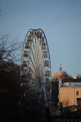 ferris wheel on a day