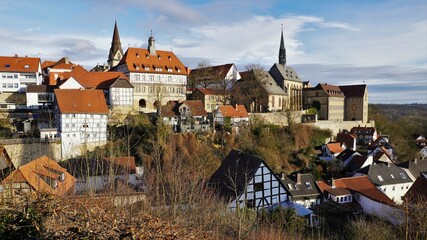 Blick auf Warburg im Winter 