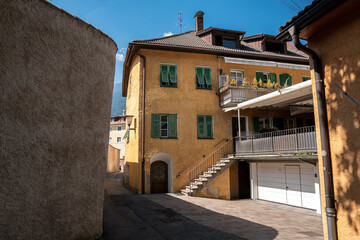 Fototapeta na wymiar View of the old center city Brixen Italy