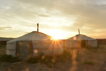 Fototapeta na wymiar yurt in sunset