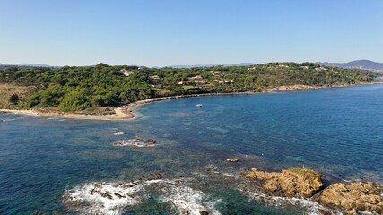 survol de la presqu'ile de Saint-Tropez dans le var, Provence et sud de la France