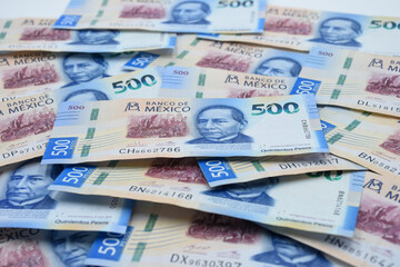 Fototapeta na wymiar Mexican banknotes in five hundred pesos