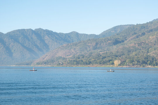 Lago De Atitlan