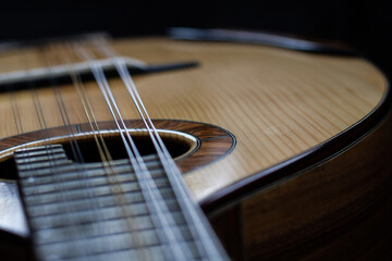 instrumento musical artesanal. Bandurria