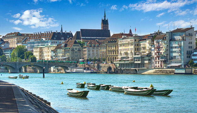 Bord du Rhin &agrave; B&acirc;le .